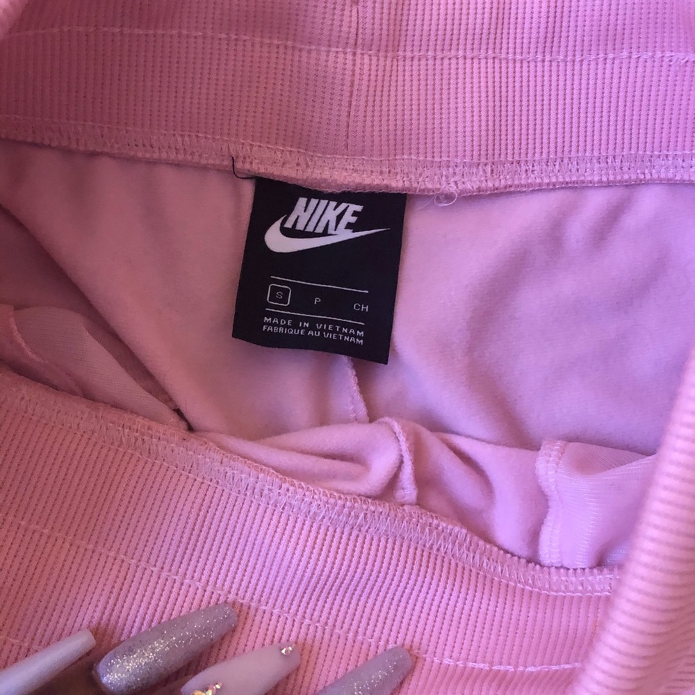 Nike Set - Picture 4 of 5